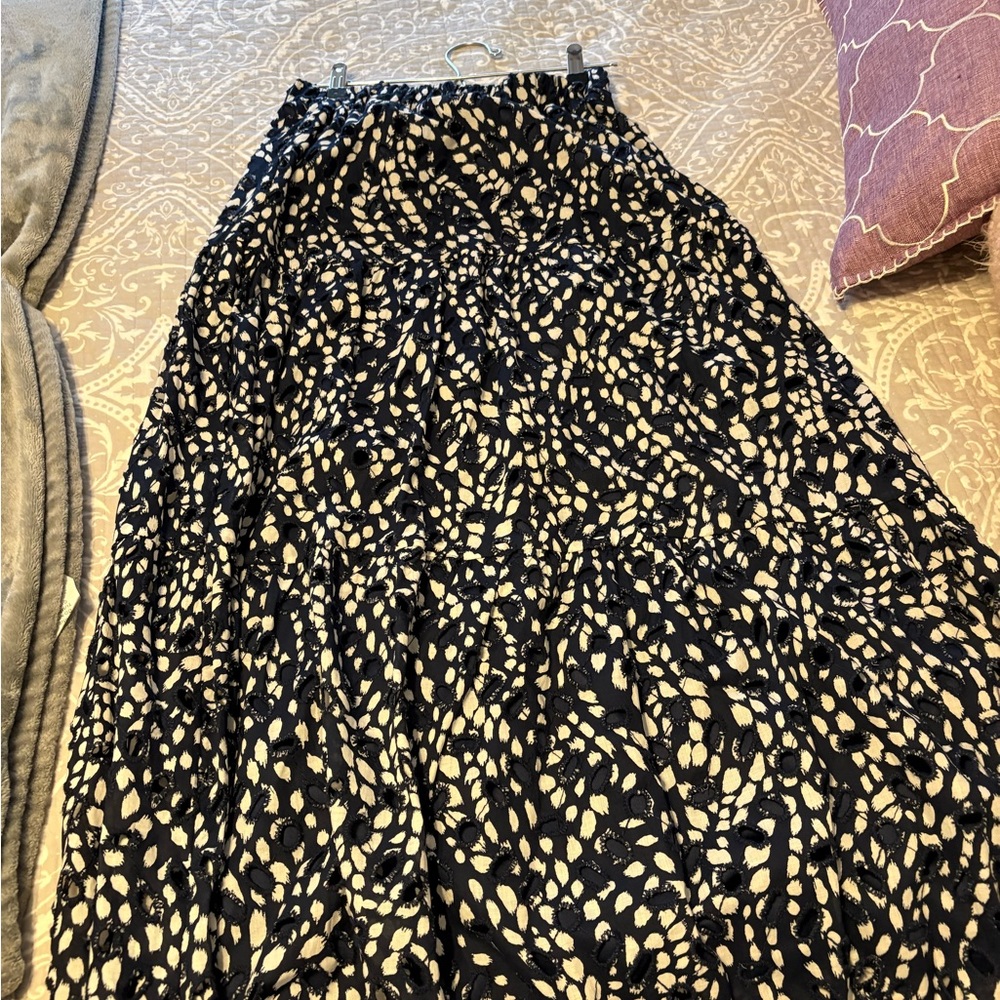 Elegant navy and Cream Women's Skirt